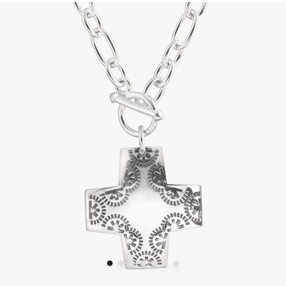 EUC Silpada ‘Virtuosity Cross’ sterling silver toggle necklace N 0557